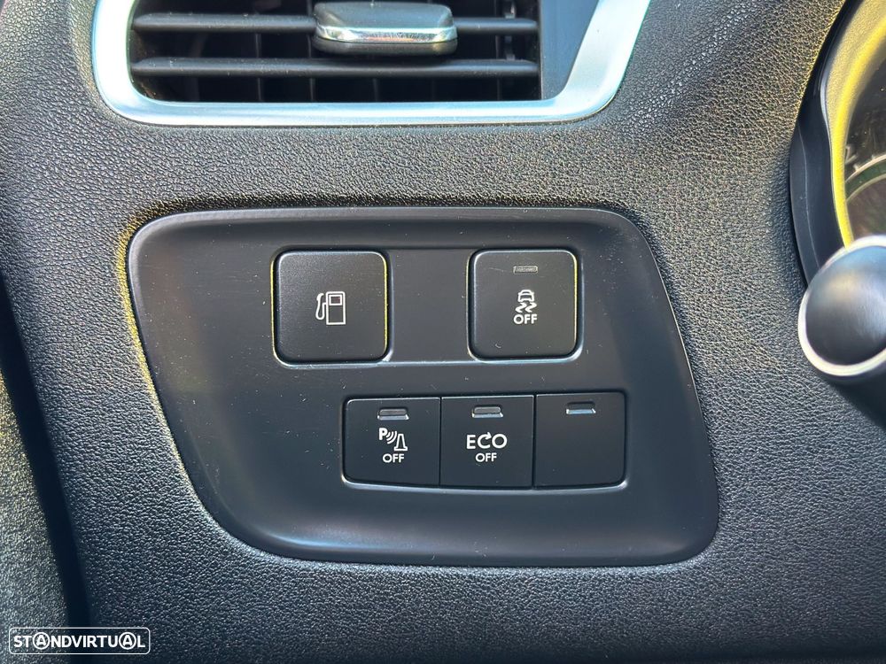 Citroën C4 1.6 BlueHDi Feel EAT6 - 18