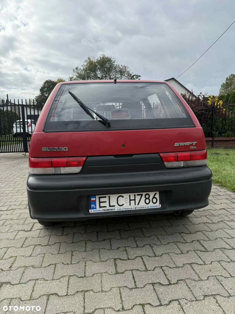 Suzuki Swift - 3