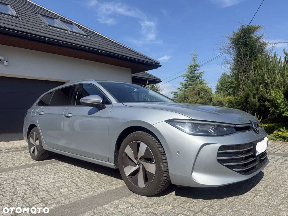 Volkswagen Passat - 8