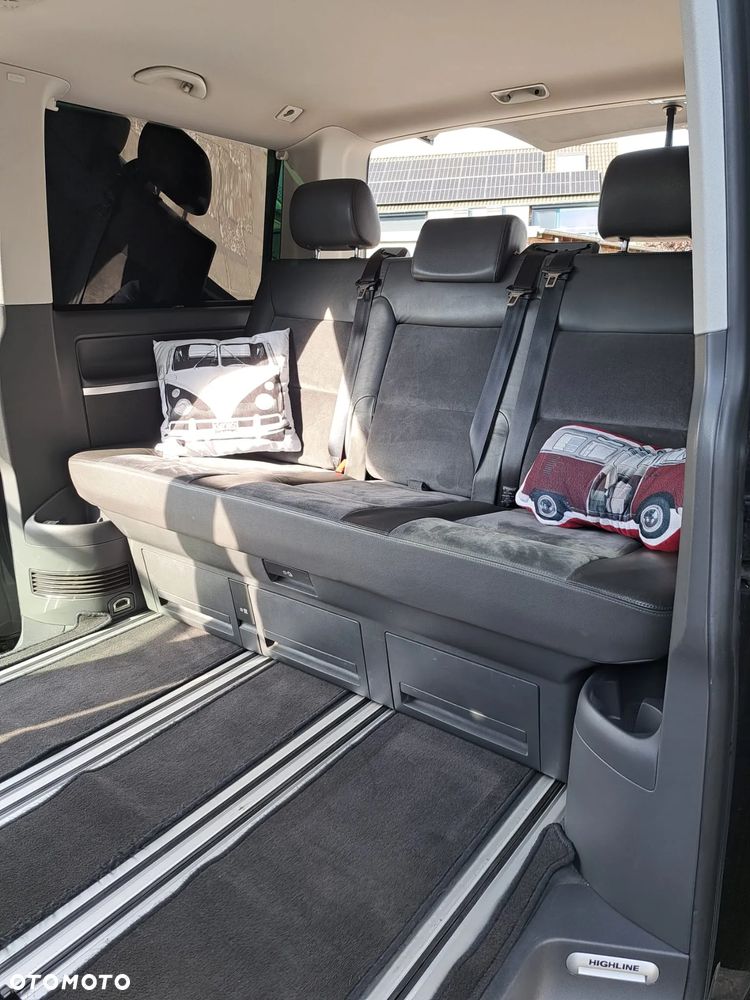 Volkswagen Multivan - 15