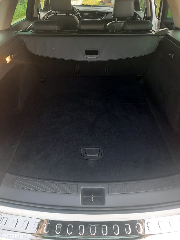 Opel Insignia - 11