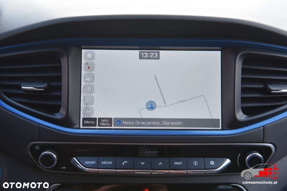 Hyundai IONIQ - 27