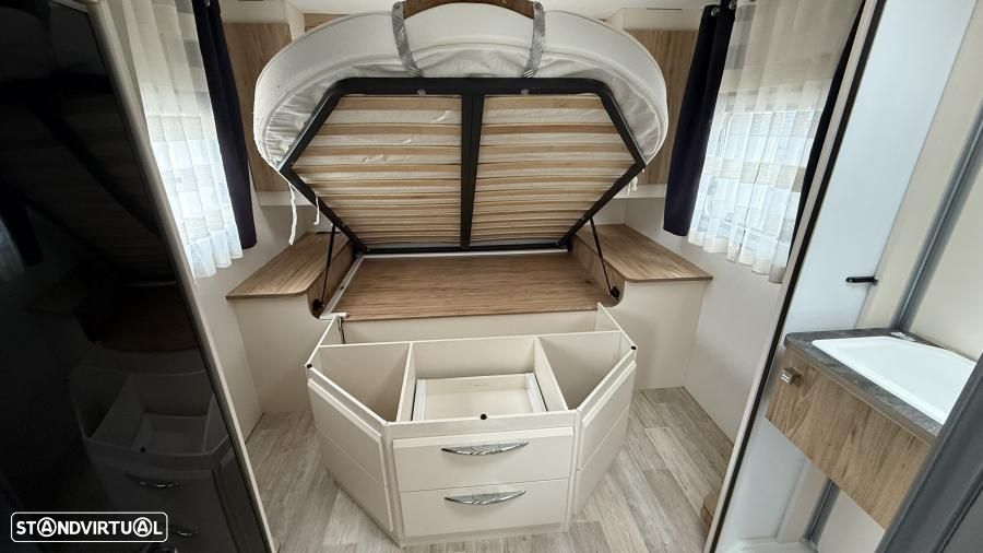 Bavaria T 650 Louis Vuitton c.central 6,5m - 12