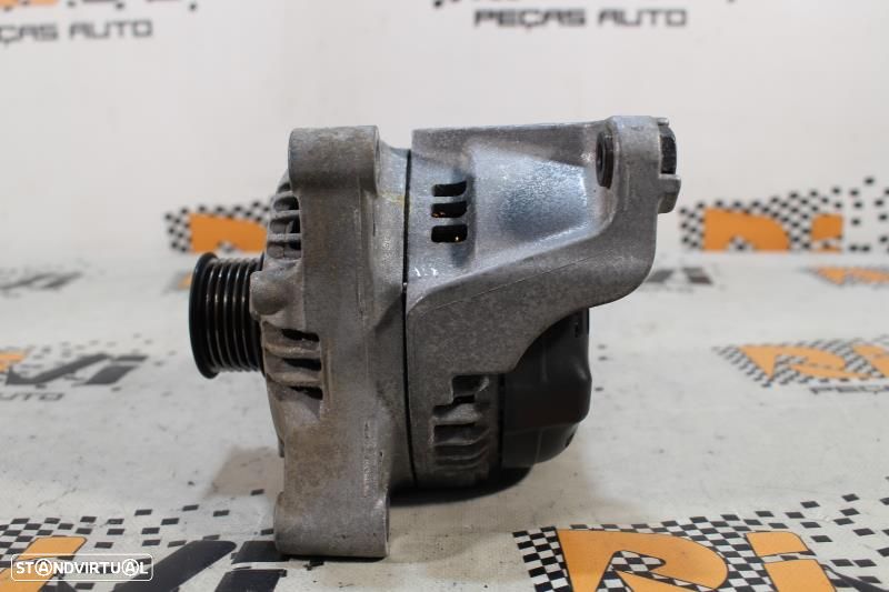 Alternador Bmw 3 (F30, F80)  7640131 / 1042118182 / 12317640131 - 6