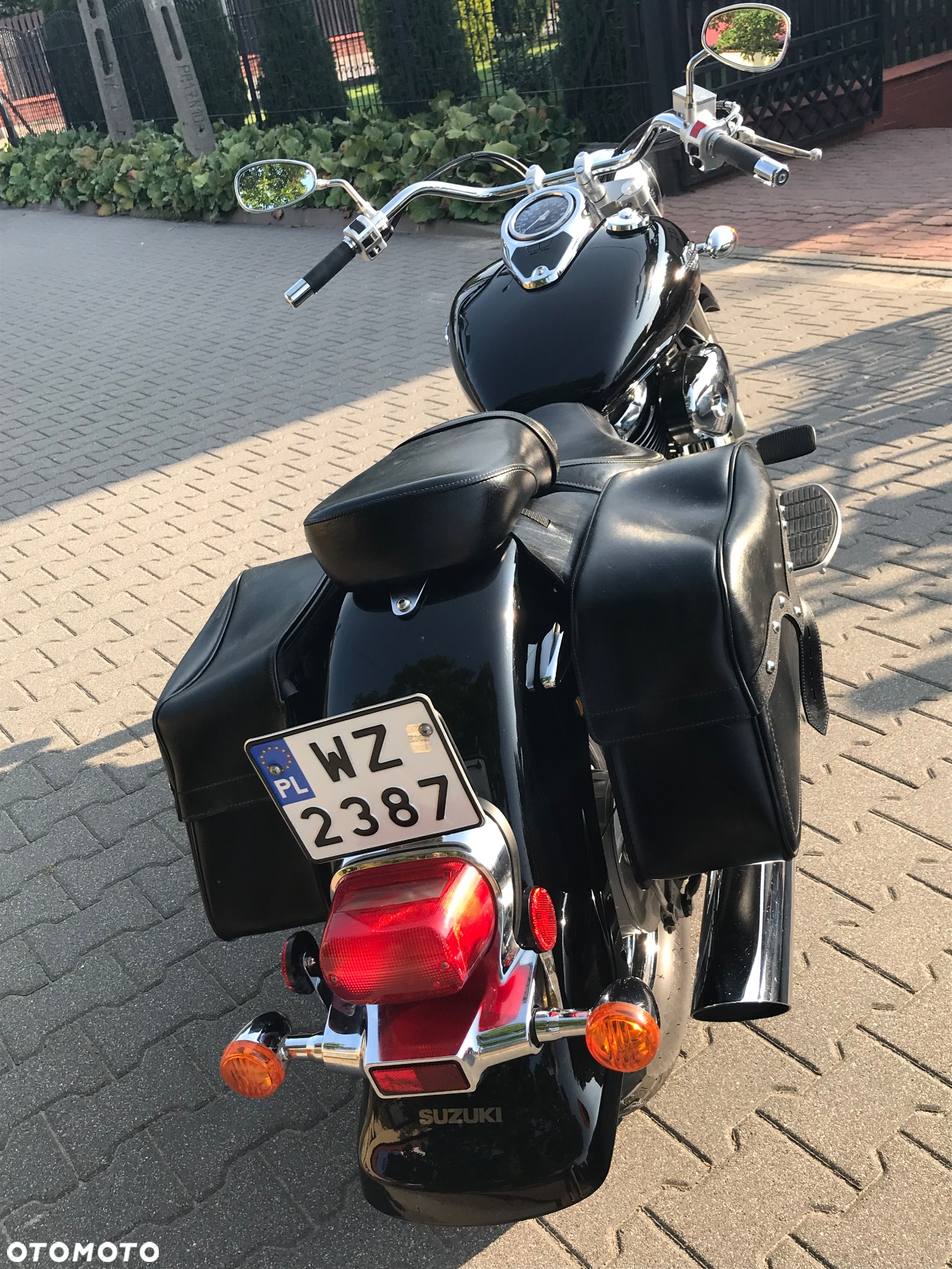 Suzuki Boulevard - 4