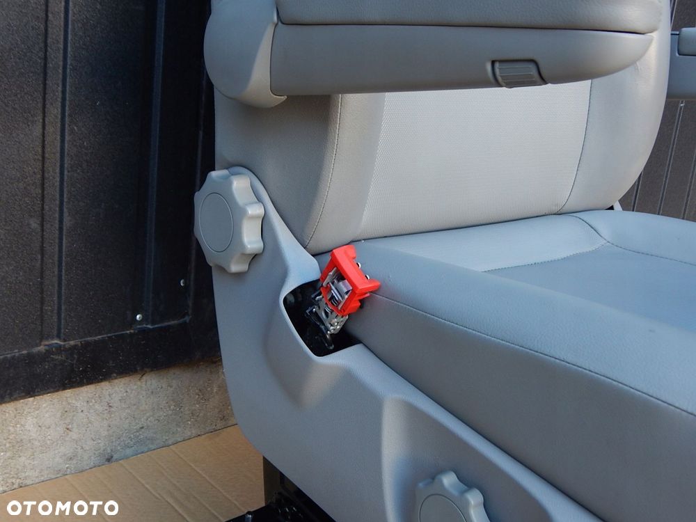 vw t5 lift fotel kierowcy lewy przód skaj podłokietnik podstawa skaj - 8