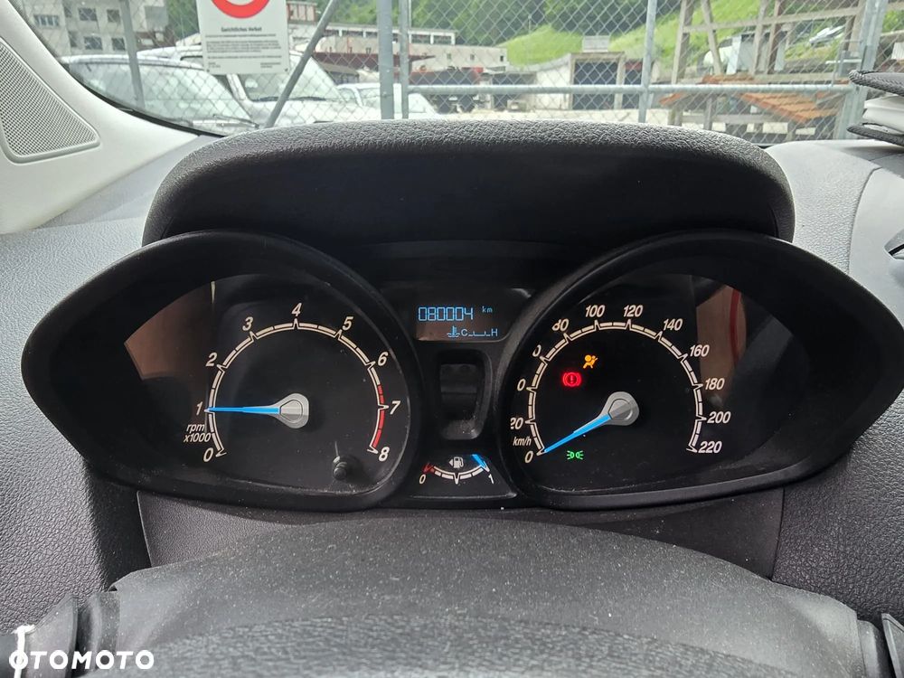 Ford Transit Courier - 5