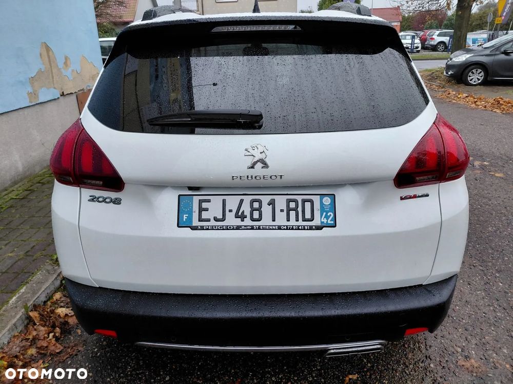 Peugeot 2008 - 13