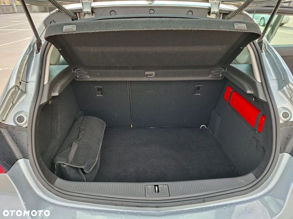 Opel Astra 1.4 Essentia - 17