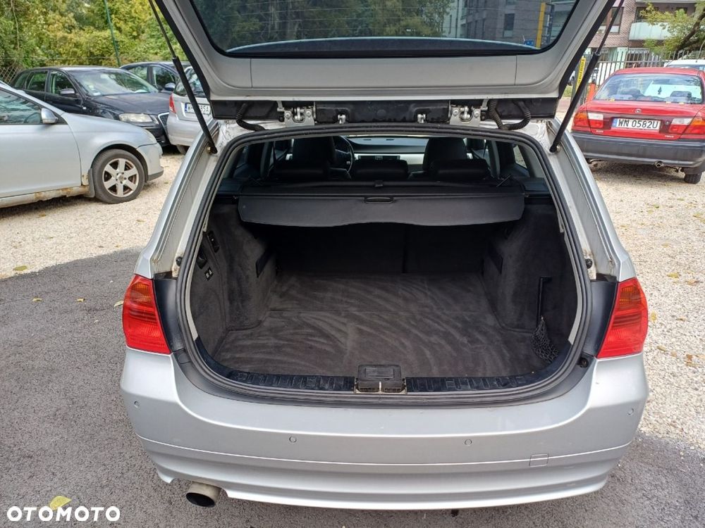BMW Seria 3 - 12