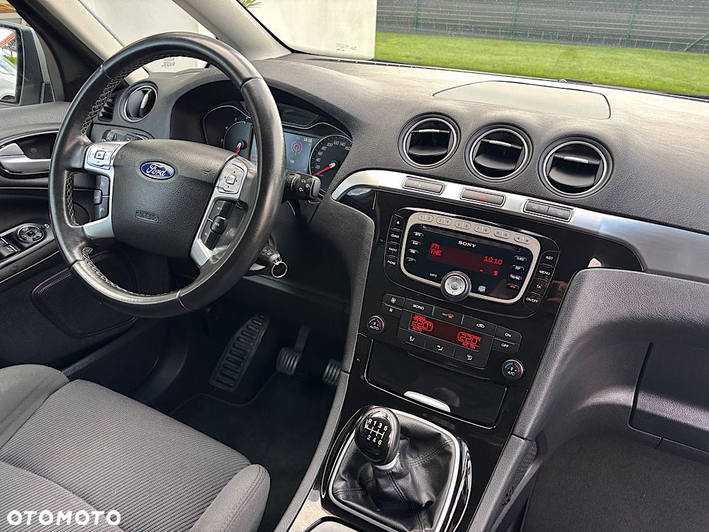 Ford S-Max 2.0 TDCi DPF Titanium - 30