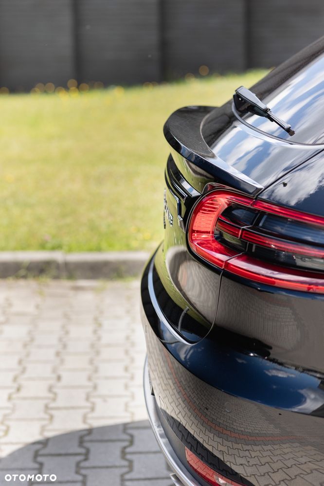 Porsche Macan - 10