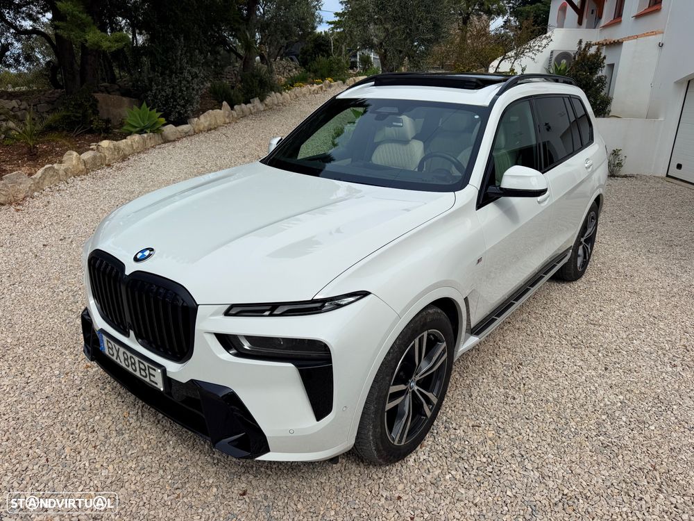 BMW X7 40 i xDrive Pack M Desportivo - 1