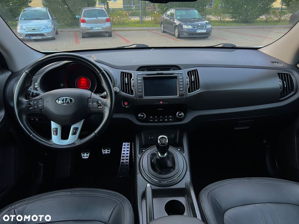 Kia Sportage 1.7 CRDI 2WD Dream-Team Edition - 31