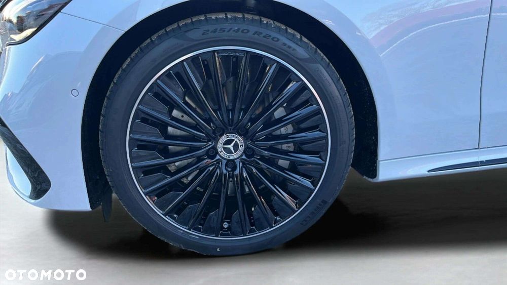 Mercedes-Benz Klasa E - 27