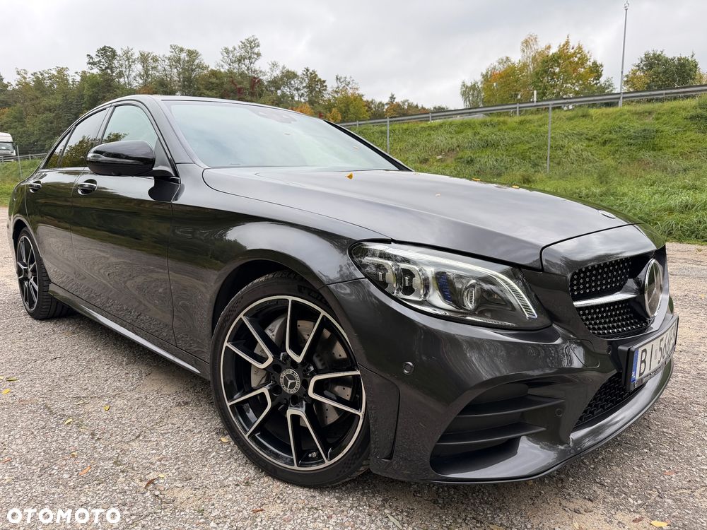 Mercedes-Benz Klasa C 400 4-Matic 9G-TRONIC - 7