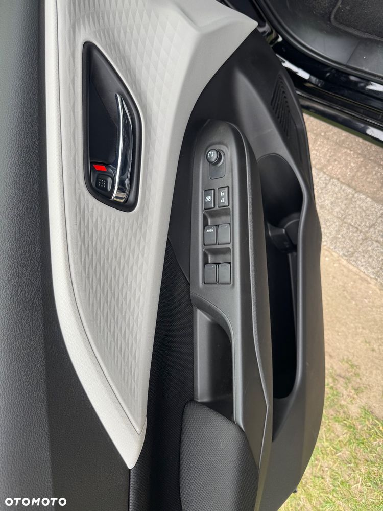 Suzuki Swift 1.2 Dualjet Hybrid MT Club - 22