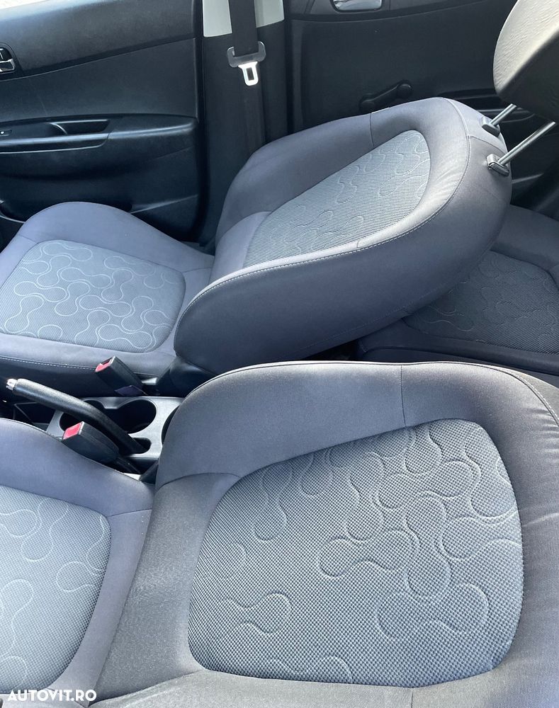 Hyundai i20 1.4 CRDi Style - 11