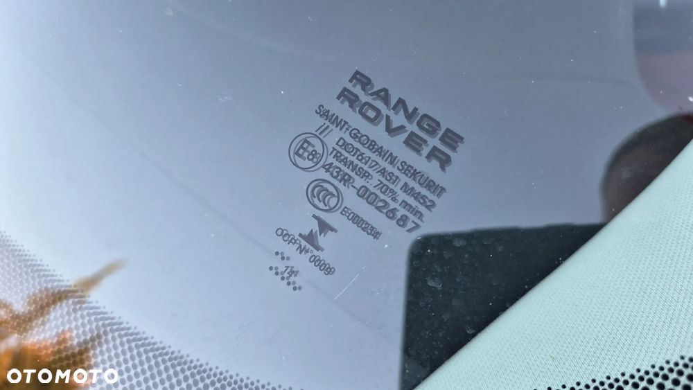 Land Rover Range Rover Evoque - 32