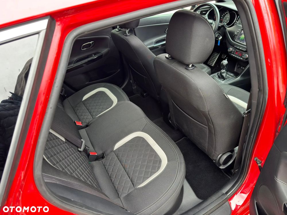 Kia Ceed 1.0 T-GDI ISG GT Line - 23