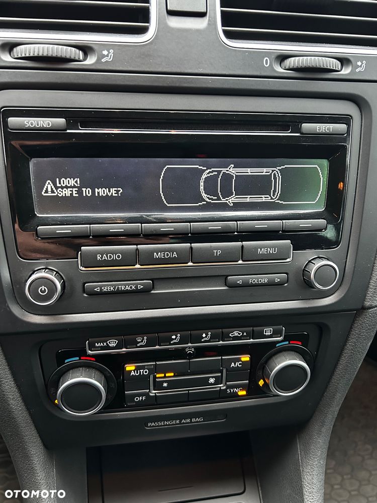 Volkswagen Golf 2.0 TDI Highline - 19