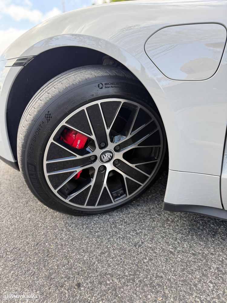 Porsche Taycan Sport Turismo 4S Black Edition - 17