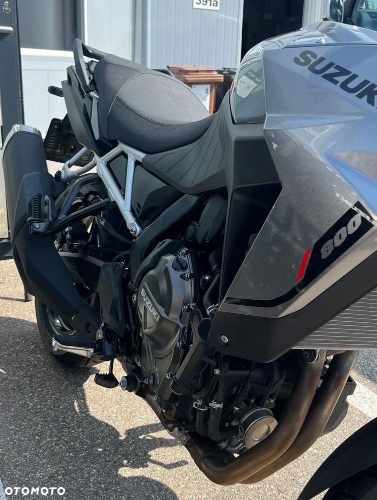 Suzuki V-STROM - 7