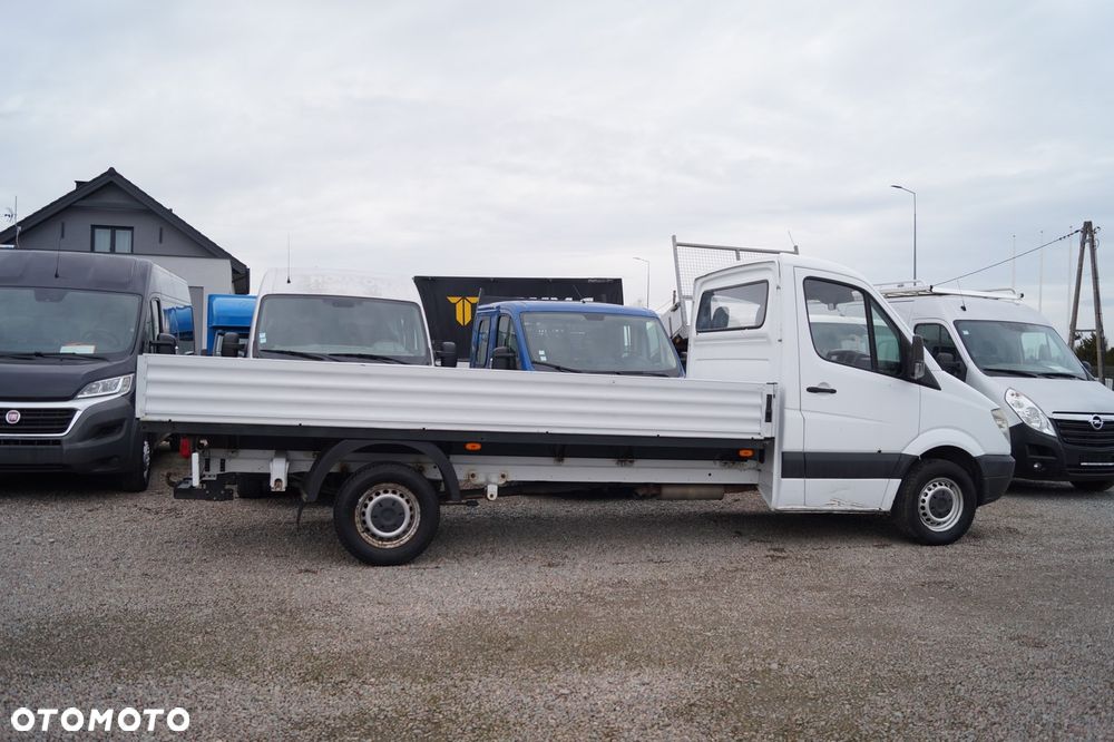 Mercedes-Benz Sprinter - 8