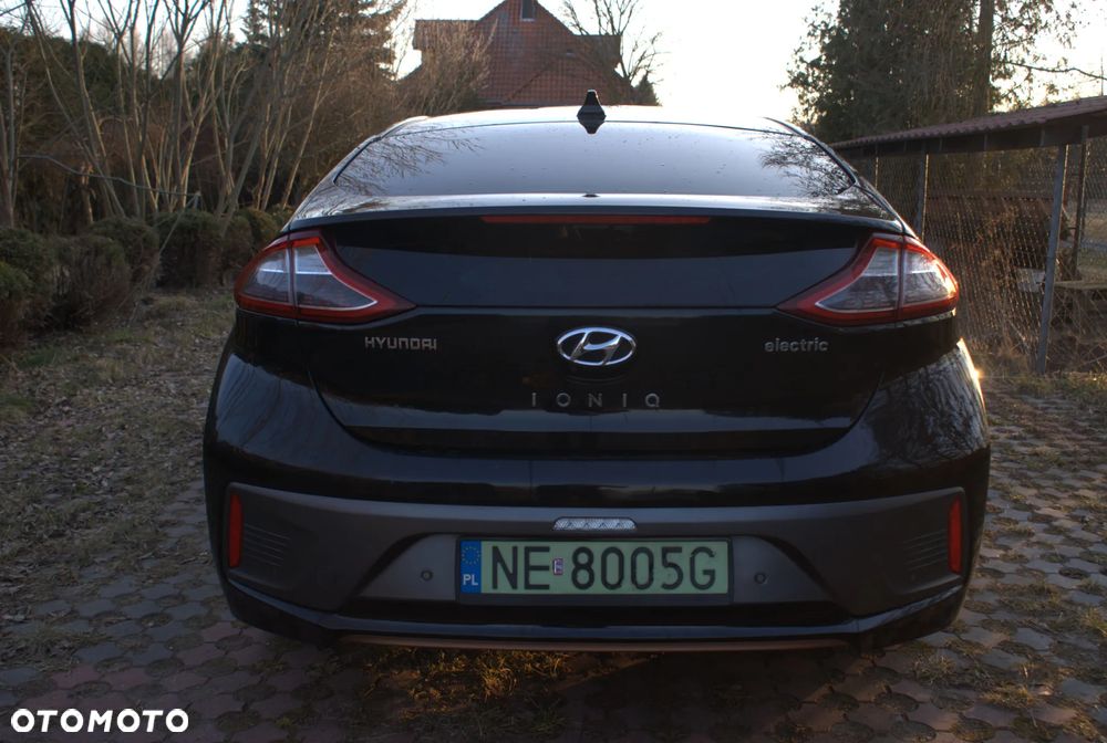 Hyundai IONIQ Electric Premium - 4