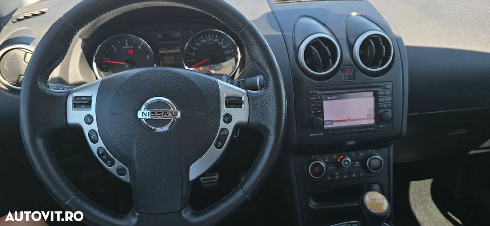 Nissan Qashqai 1.6 DCI 4 x 4 DPF tekna - 18