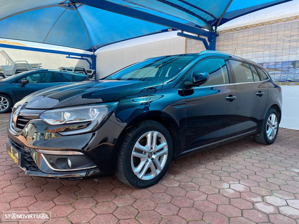 Renault Mégane Sport Tourer BLUE dCi 115 ZEN - 6