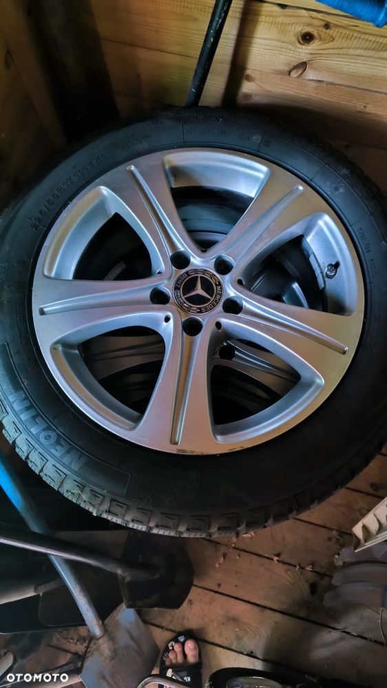 Mercedes-Benz Klasa E 220 d T 9G-TRONIC - 36