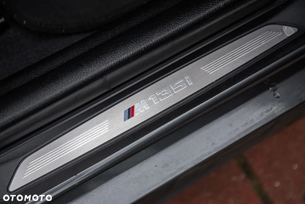 BMW 1M - 33
