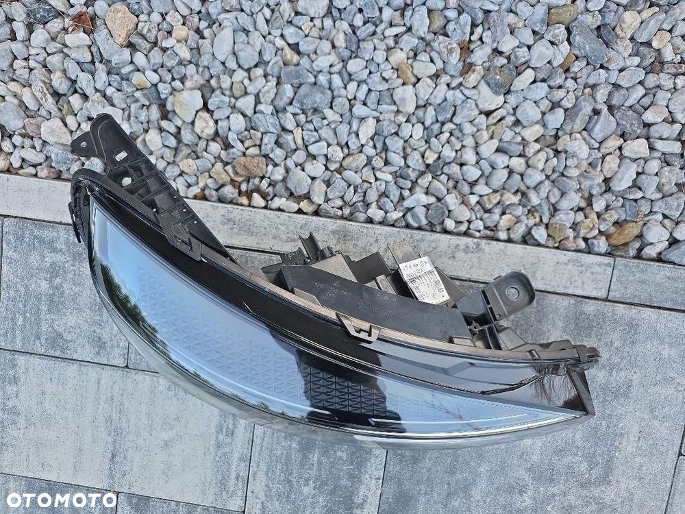 RENAULT CLIO 5 V LIFT Lampa prawa przód Full Led 260103507R - 6