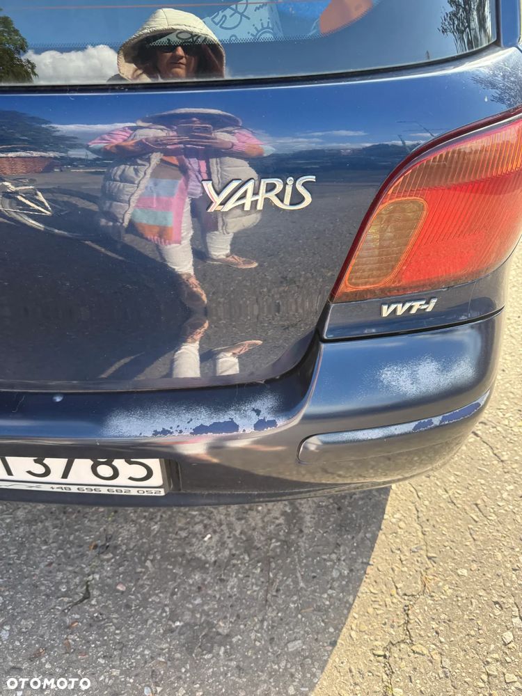 Toyota Yaris 1.0 Base - 6