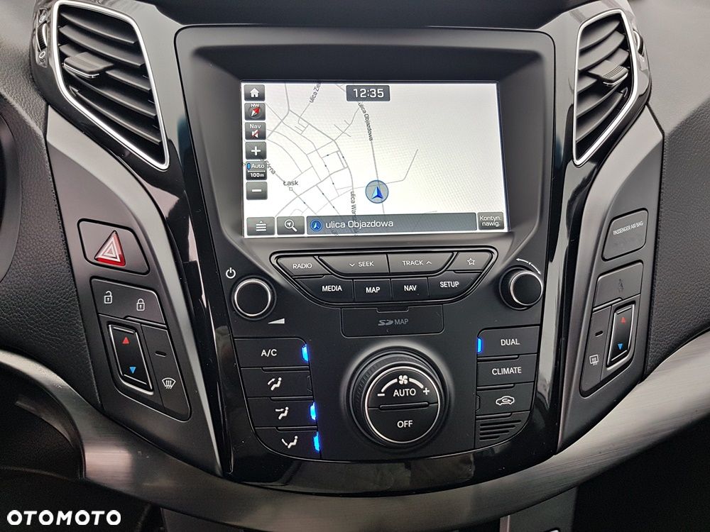 Hyundai i40 Kombi blue 1.6 CRDi DCT Space Plus - 22