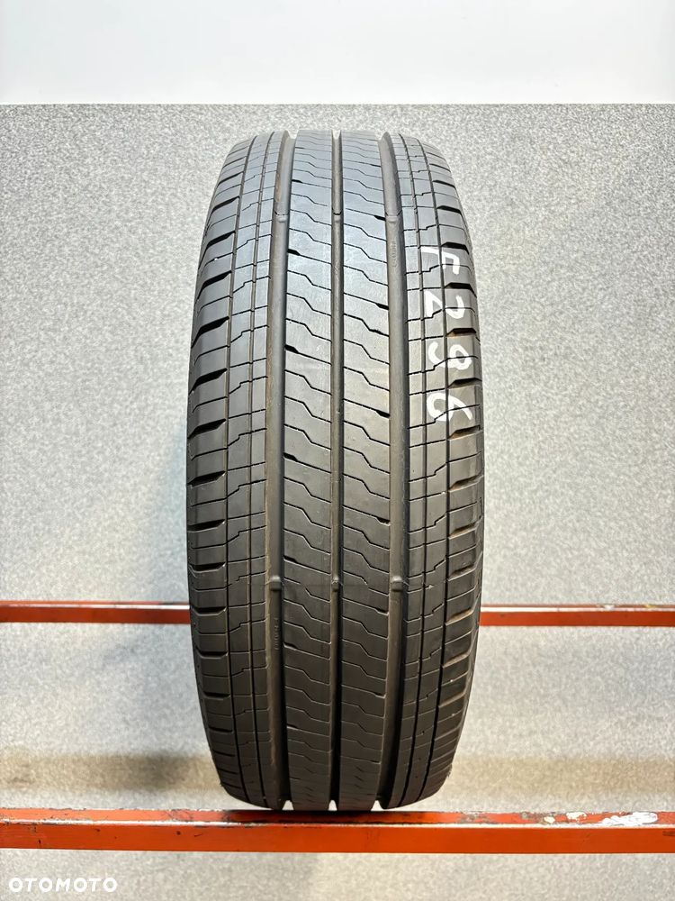 1 Opona Letnia Continental 215/60/17C 109/107T - 1