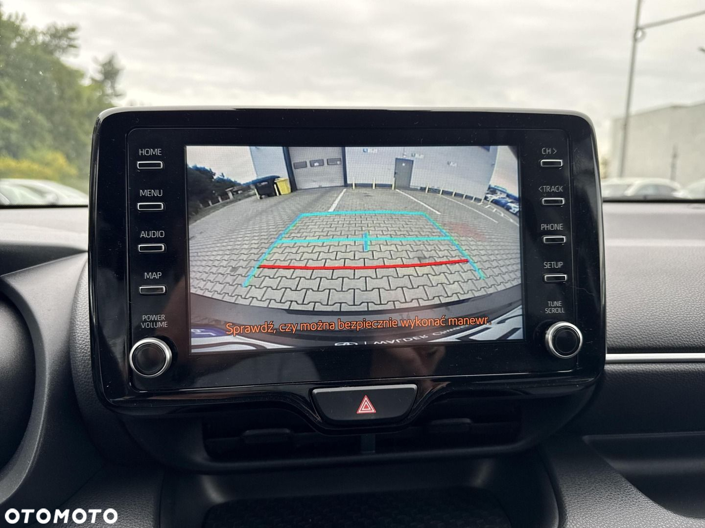 Toyota Yaris - 22