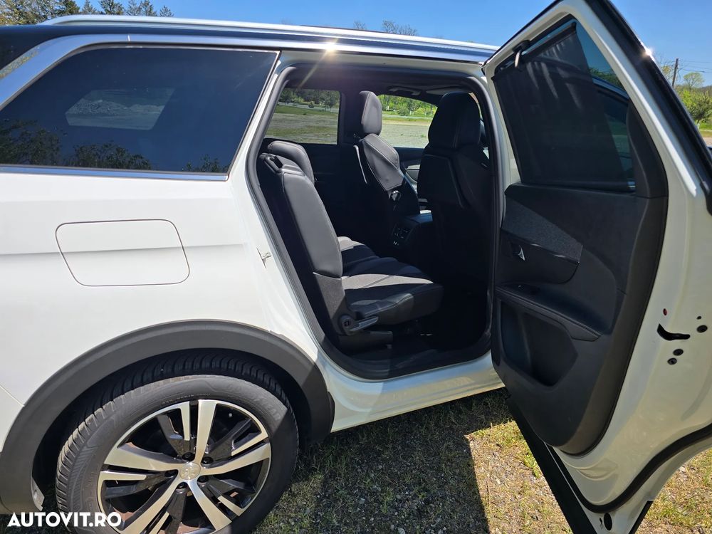 Peugeot 5008 1.6 Puretech Turbo s&s EAT8 GT-Line - 16