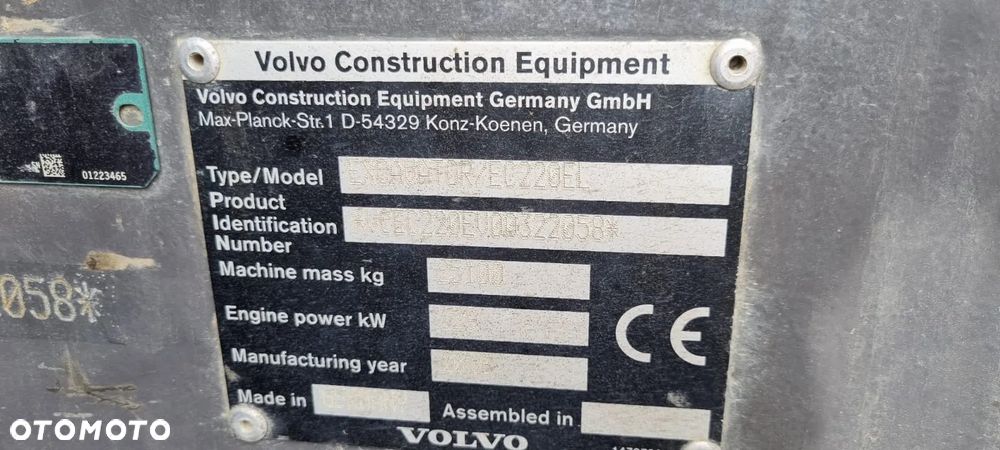 Volvo EC220E L - 18