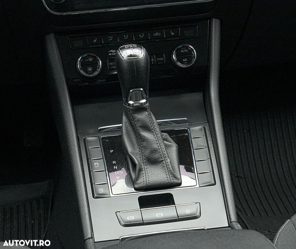Skoda Superb 2.0 TDI DSG 4X4 Ambition - 20