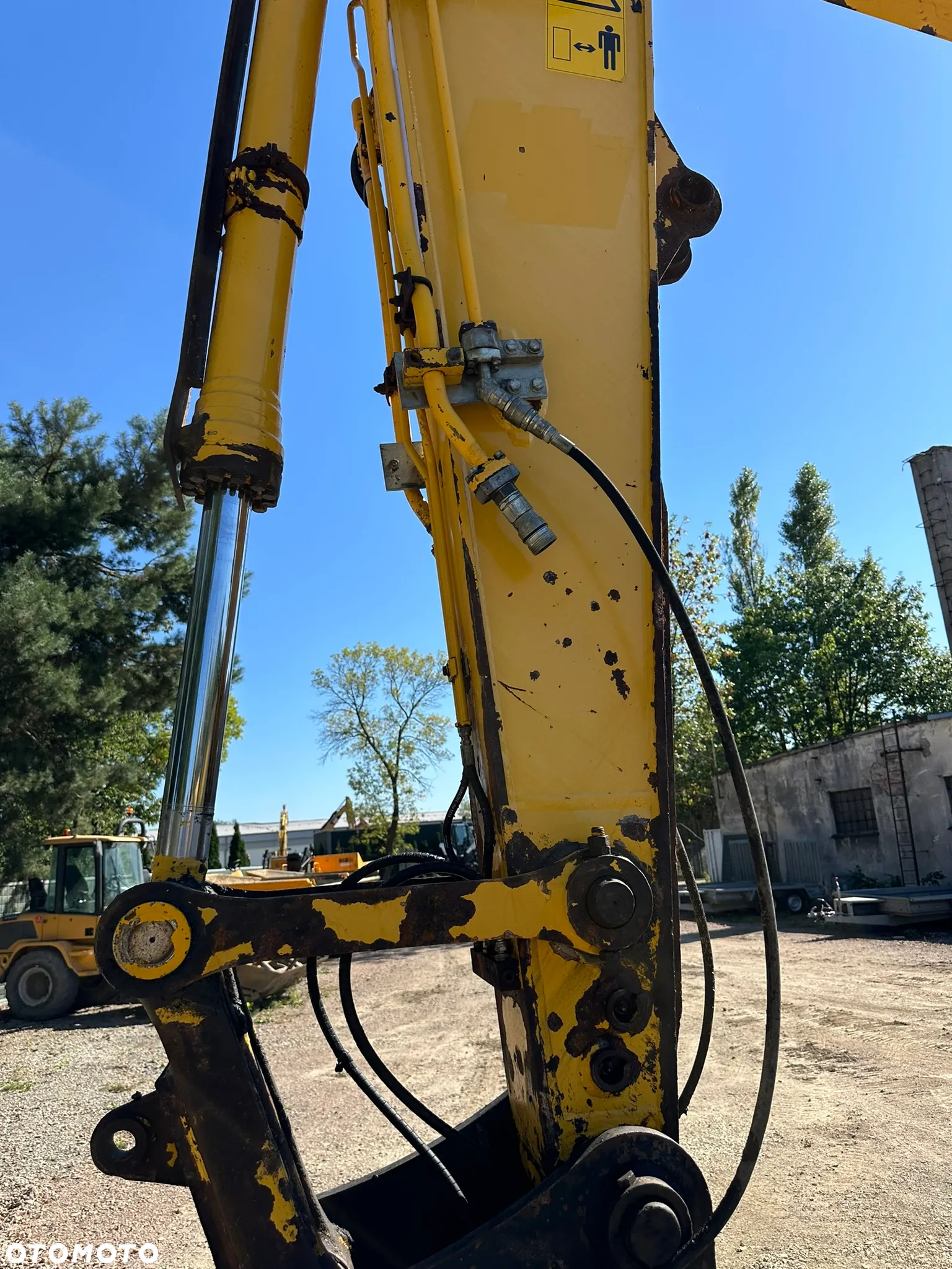 Komatsu PC 210 LC-11 - 8