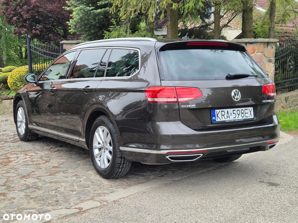 Volkswagen Passat 2.0 TDI SCR (BlueMotion Technology) DSG Highline - 5