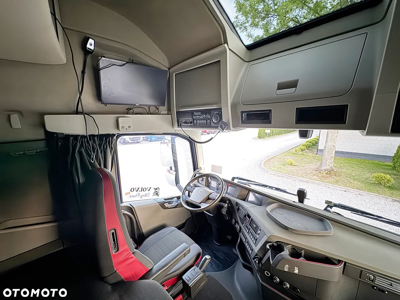 Volvo FH 500 /12.2017/ ACC /  KLIMA POSTOJOWA / XENON / NAVIGACJA / Z NIEMIEC - 34