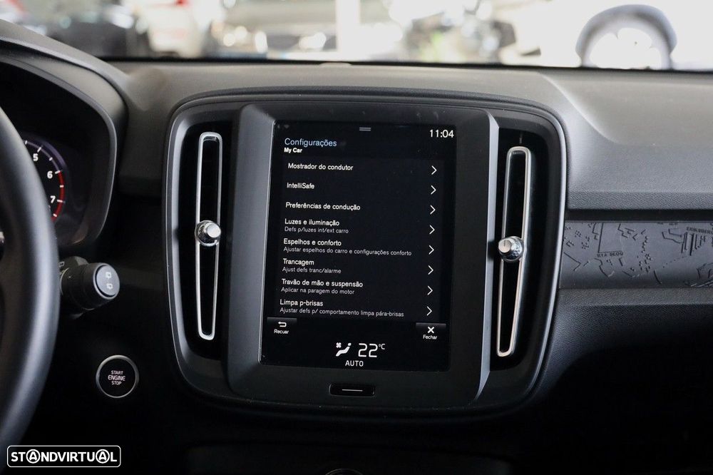 Volvo XC 40 1.5 T2 Momentum Core Geartronic - 25