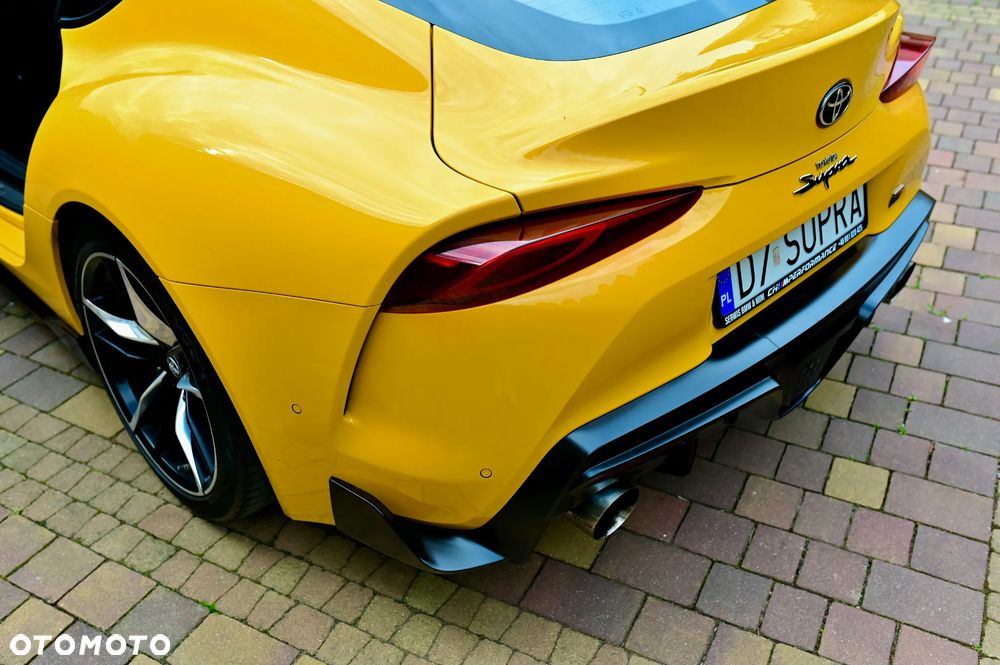 Toyota Supra 3.0 Turbo - 17