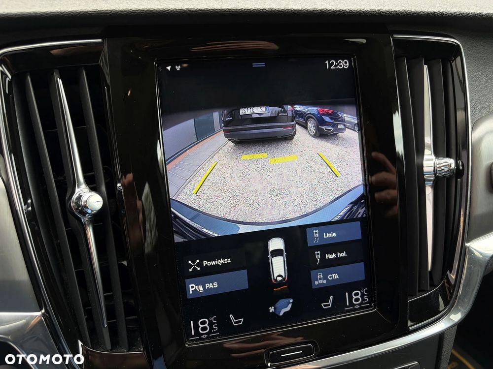 Volvo V90 D4 Geartronic Momentum Pro - 29