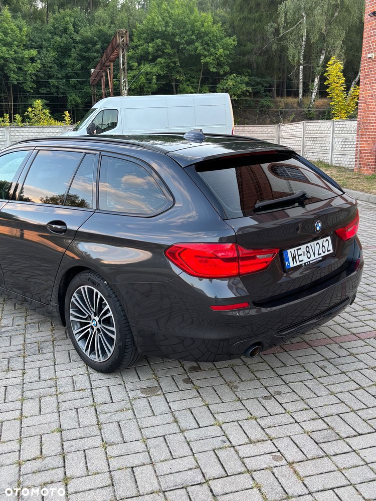 BMW Seria 5 520d xDrive Sport Line - 9