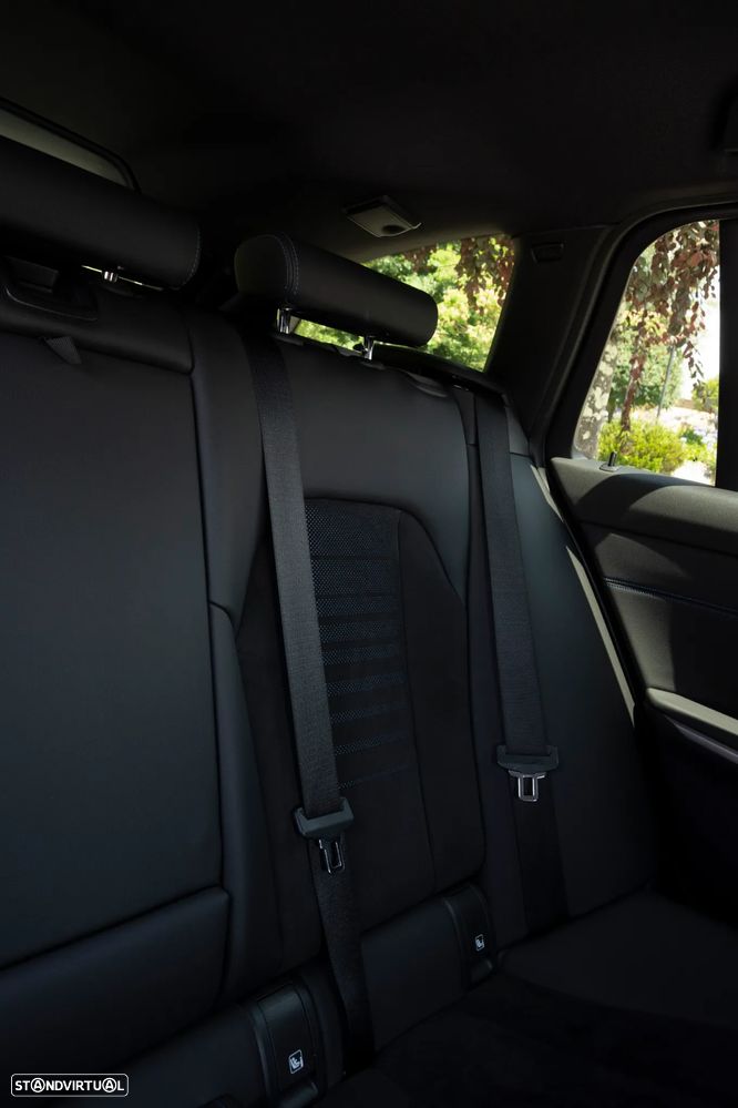 BMW 330 e Touring Pack Desportivo M Auto - 8