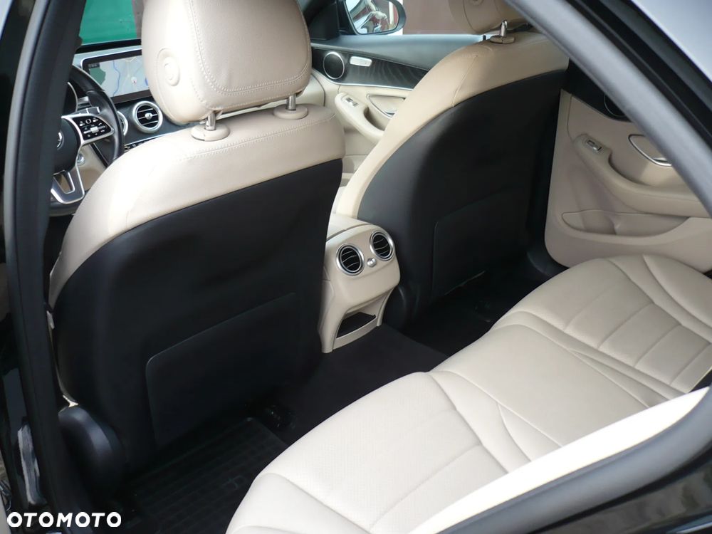 Mercedes-Benz Klasa C 220 d 4MATIC 9G-TRONIC - 13